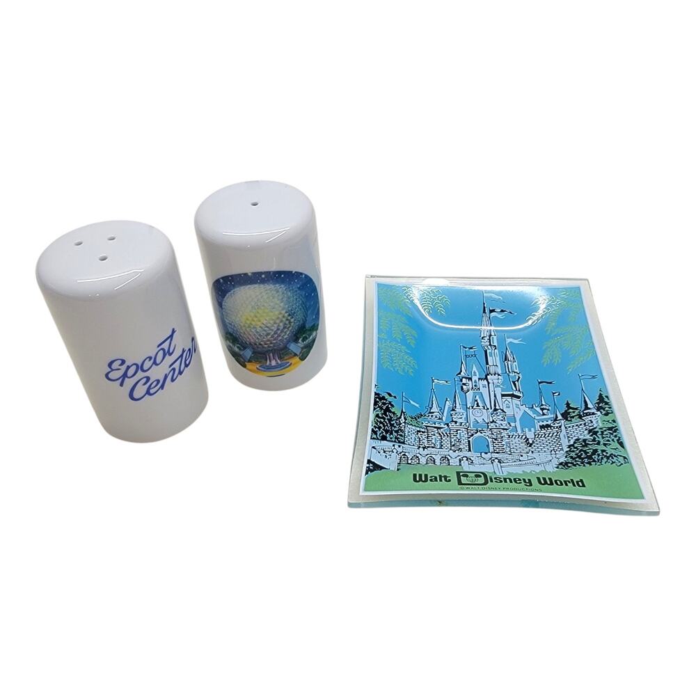 Vintage 1982 Disney World Epcot Center Salt Pepper Shakers Castle Glass Dish